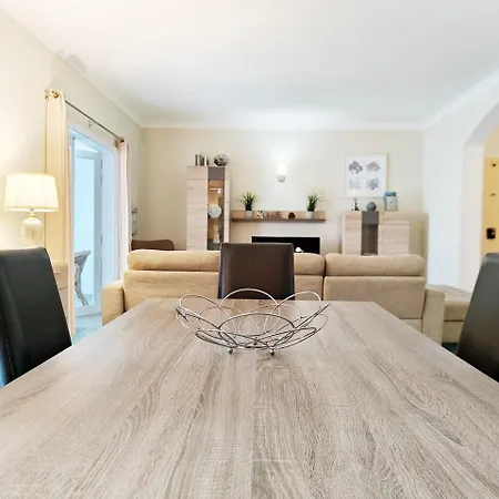 Апартаменты Sunny Haven