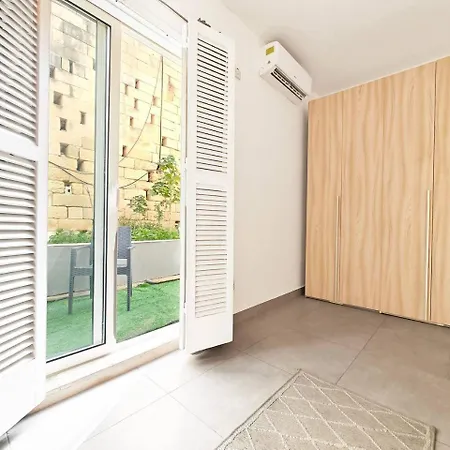 Apartment Sunny Haven *