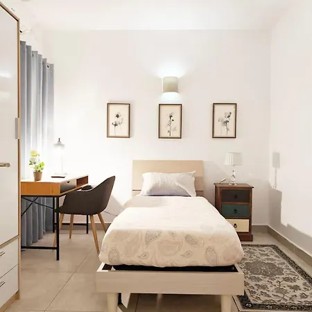 Sunny Haven Apartment *