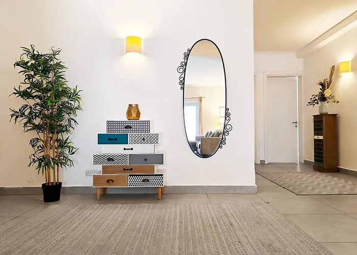 Апартаменты Sunny Haven *